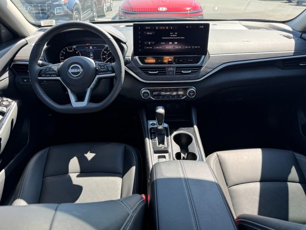 Used 2025 Black Nissan 2.5 SL image 12