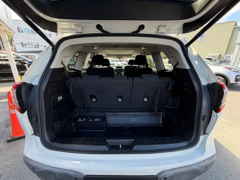 Used 2021 White Subaru Premium image 35
