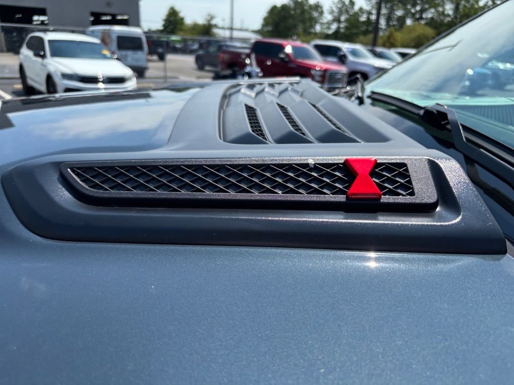 New 2026 Forged Blue Metallic Exterior Paint RAM Big Horn/Lone Star image 38