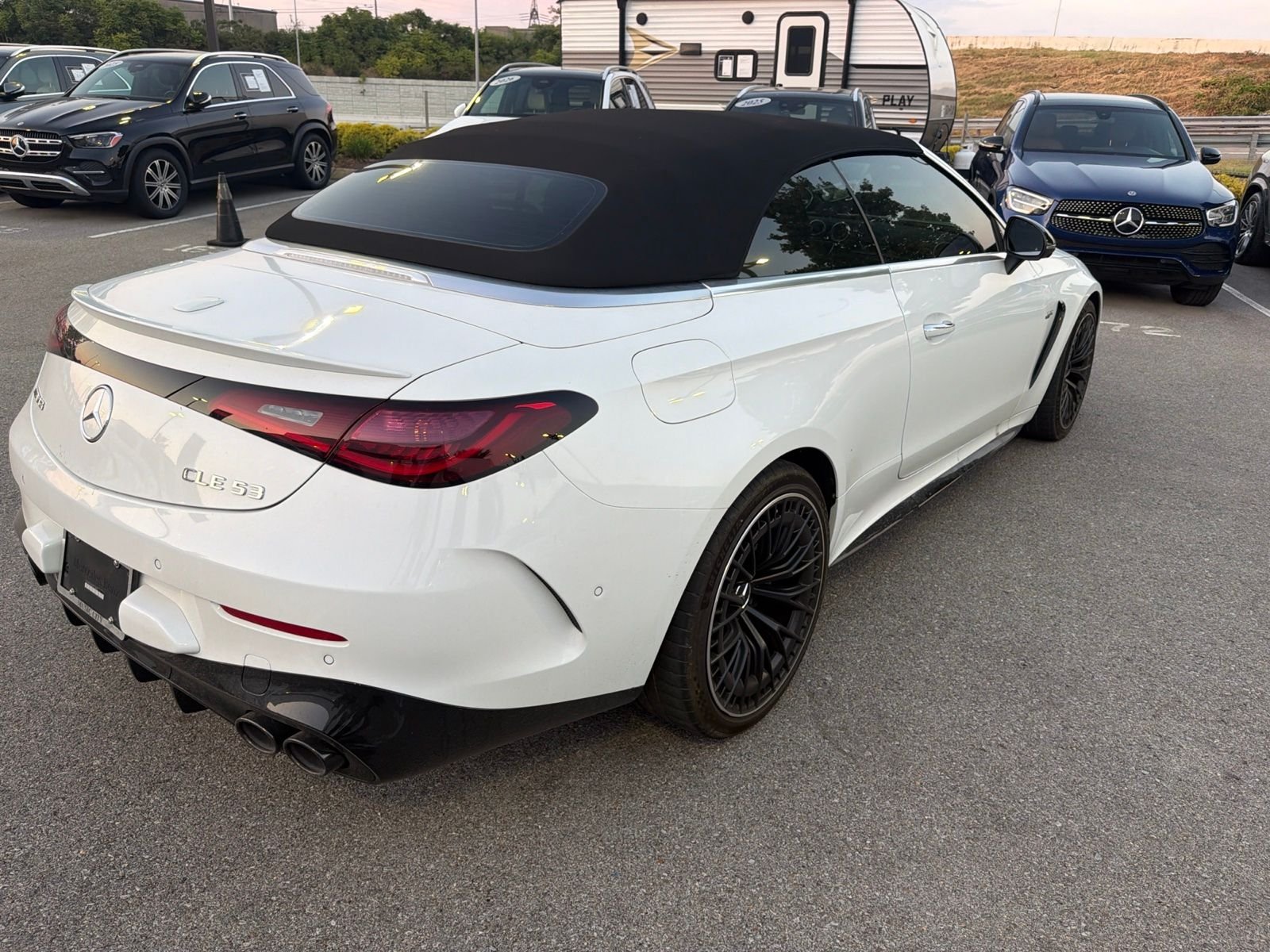 Certified Used 2025 MANUFAKTUR Moonlight Whit Mercedes-Benz CLE 53 AMG® image 4