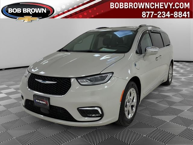 2021 Chrysler Pacifica Hybrid Limited Hybrid's photo