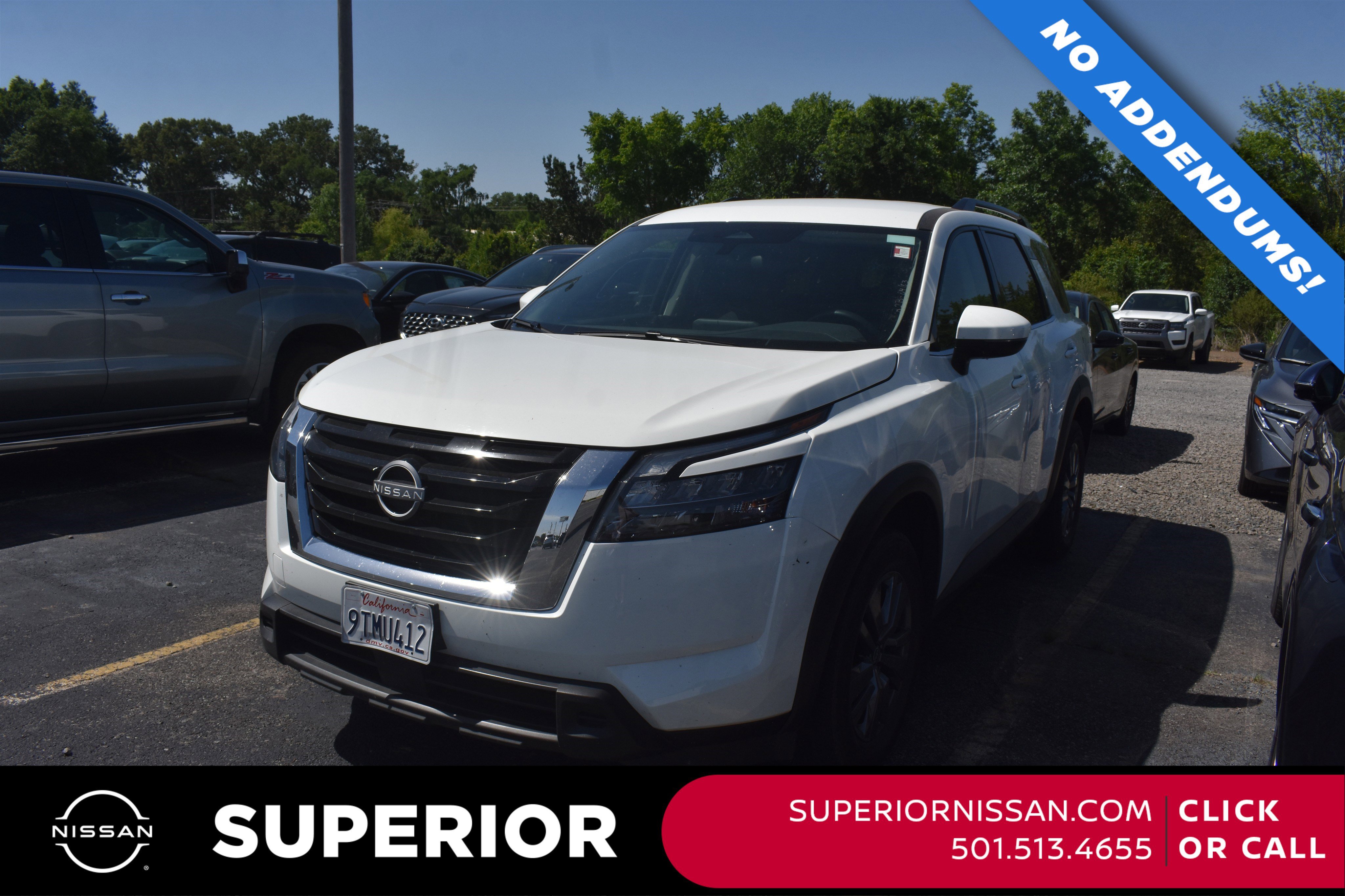 2025 Nissan Pathfinder SV 2WD's photo