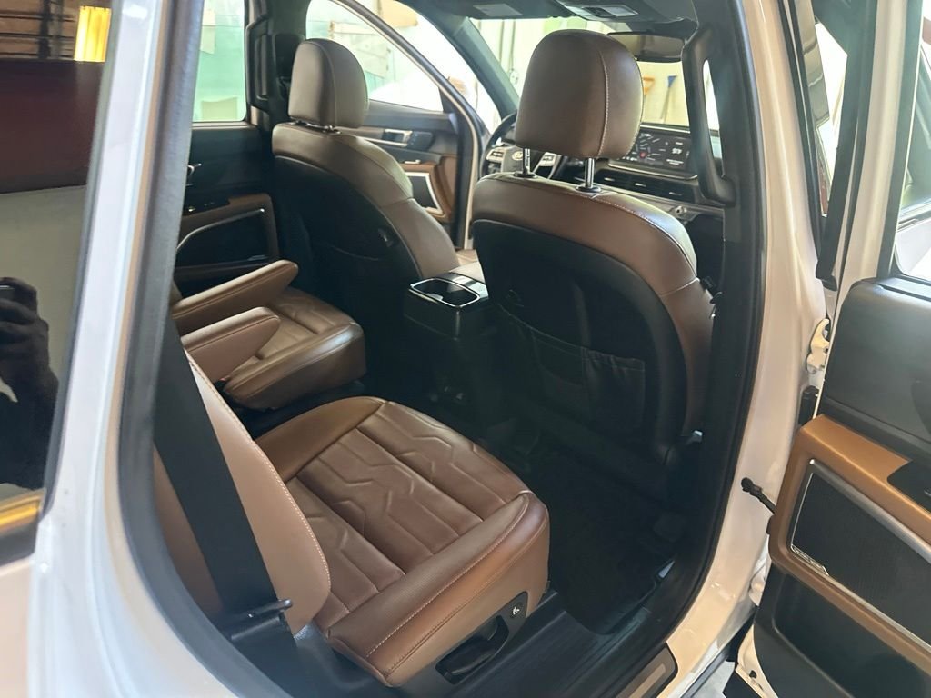 Used 2021 White Kia SX image 34