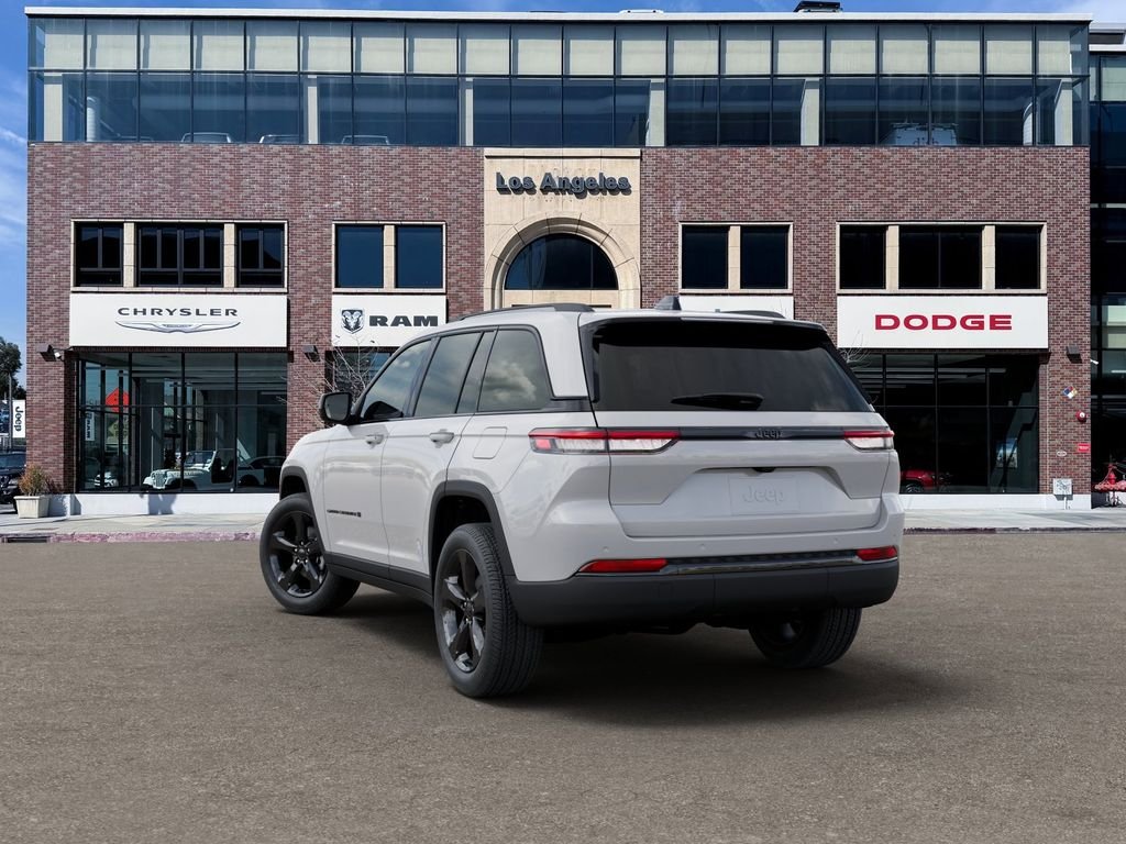 2025 Jeep Grand Cherokee Altitude