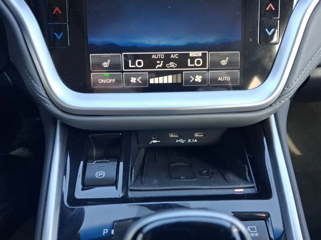 Used 2020 Gray Subaru Onyx Edition XT image 28