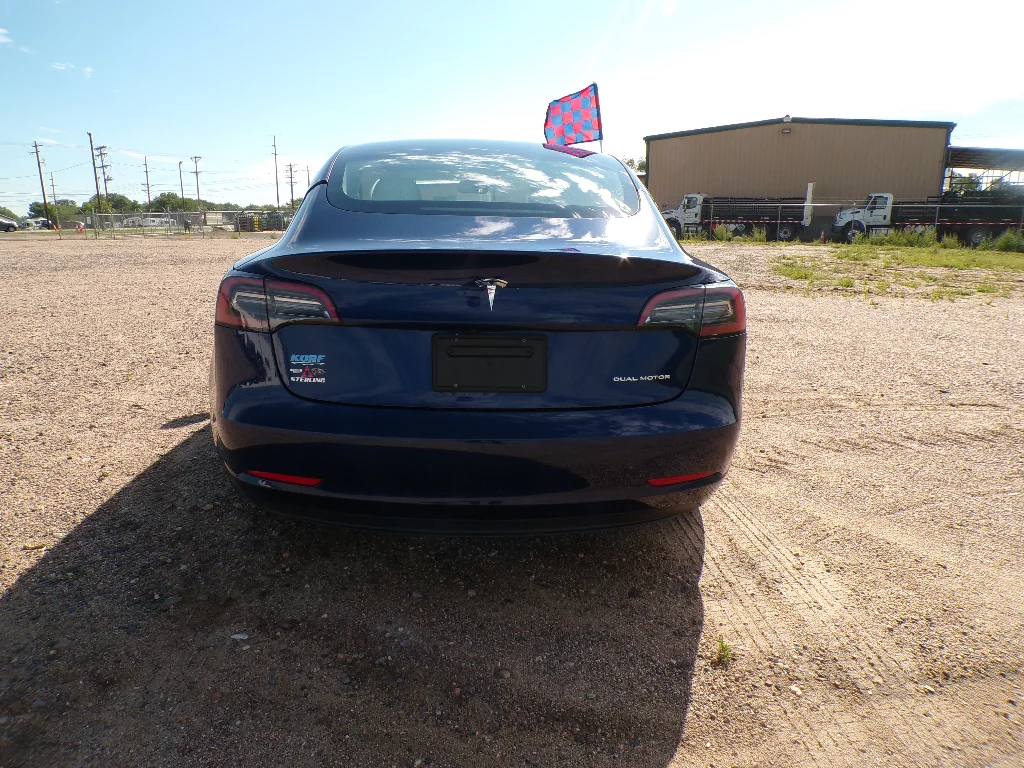 Used 2023 Deep Blue Metallic Tesla Long Range image 17