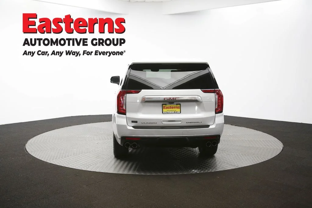 Used 2022 White GMC Denali image 42
