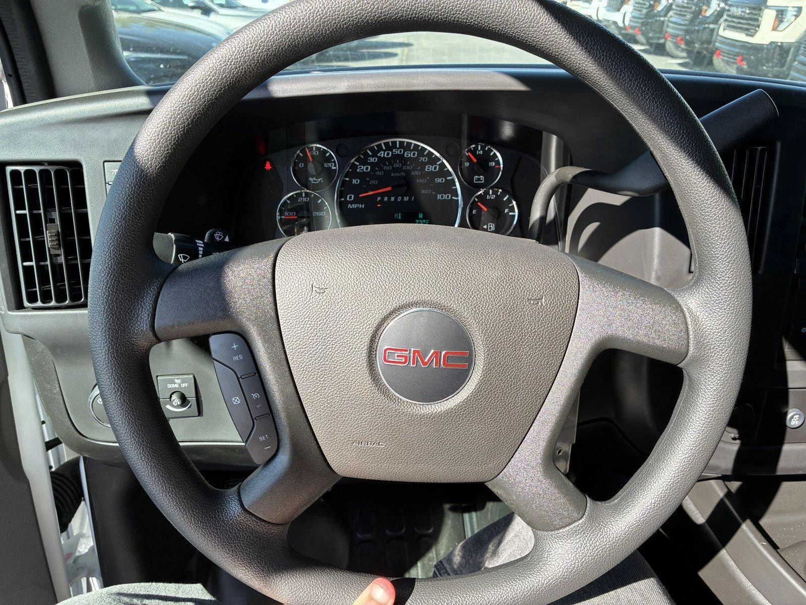 New 2026 Summit White GMC Work Van image 16
