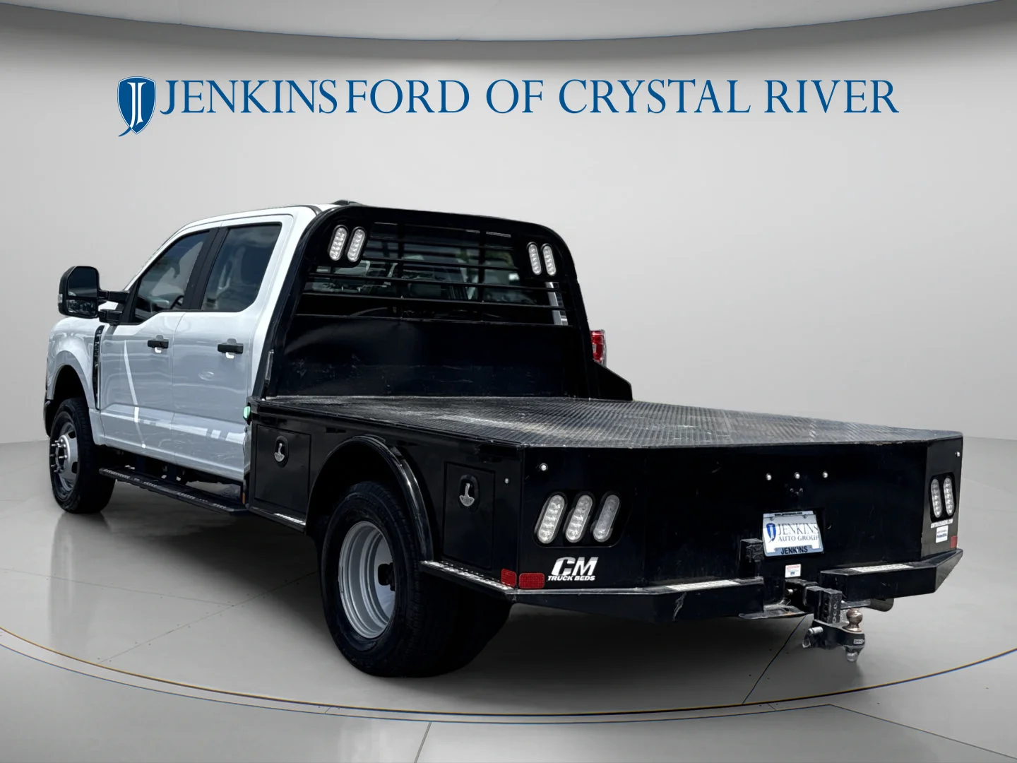 Used 2025 Oxford White Ford XL image 14