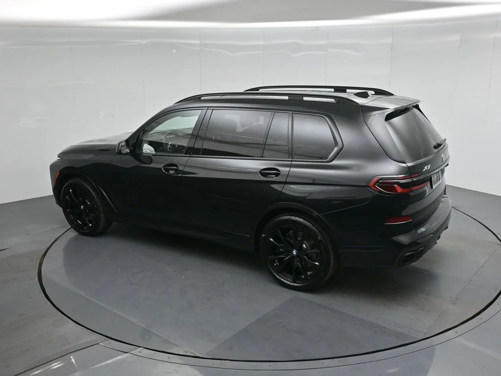 Used 2026 Black BMW xDrive40i image 44