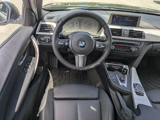 Used 2015 Mineral Gray Metallic BMW 320i xDrive image 16