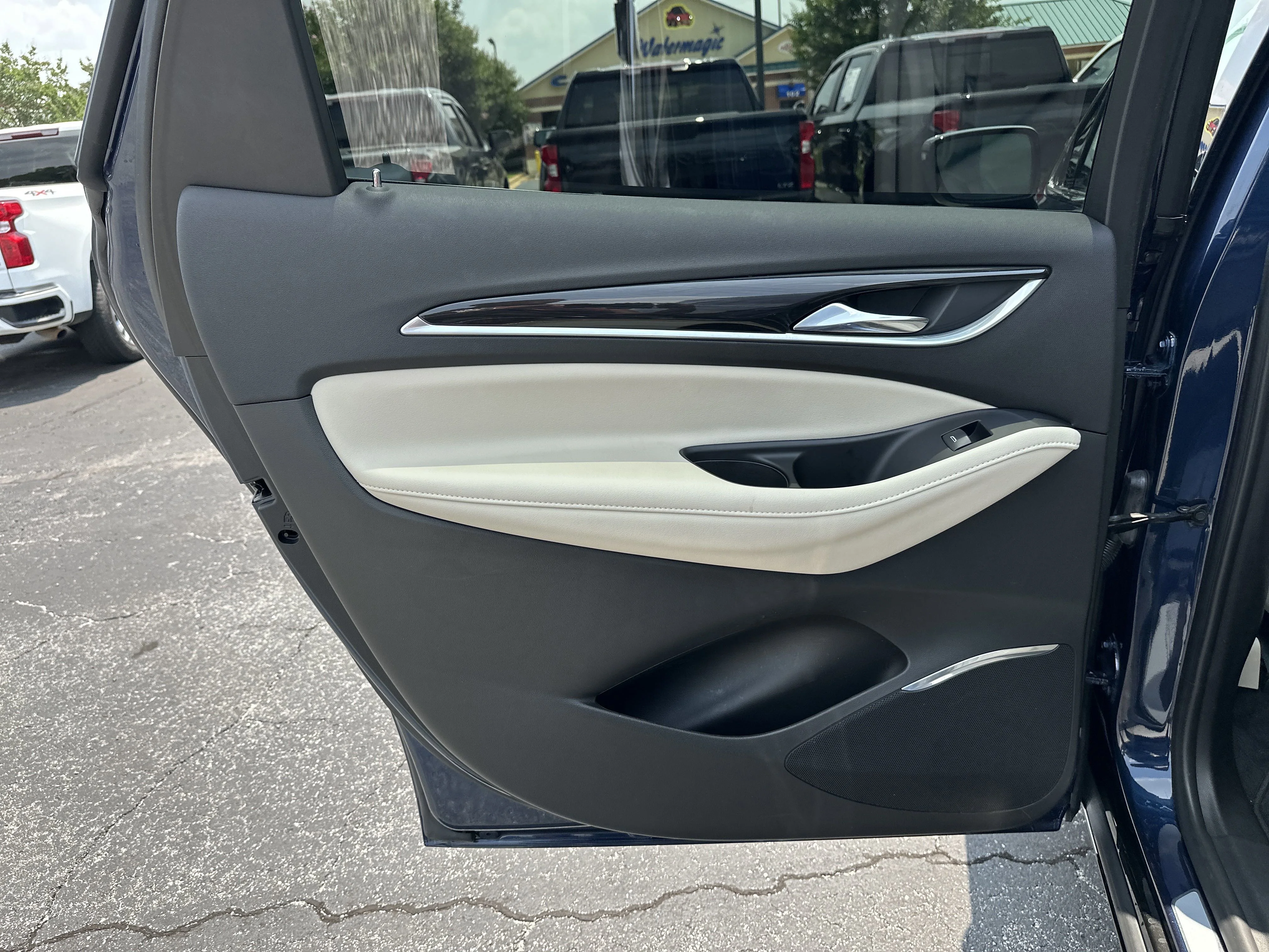 2023 Buick Enclave Premium - Photo 22