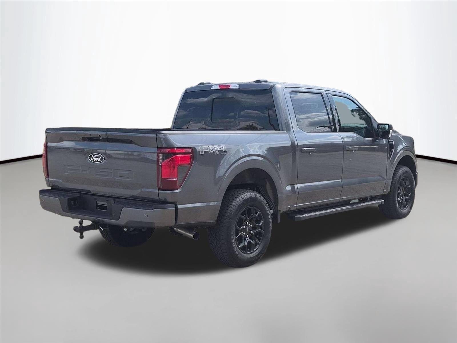 Used 2026 Carbonized Gray Metallic Ford XLT image 5