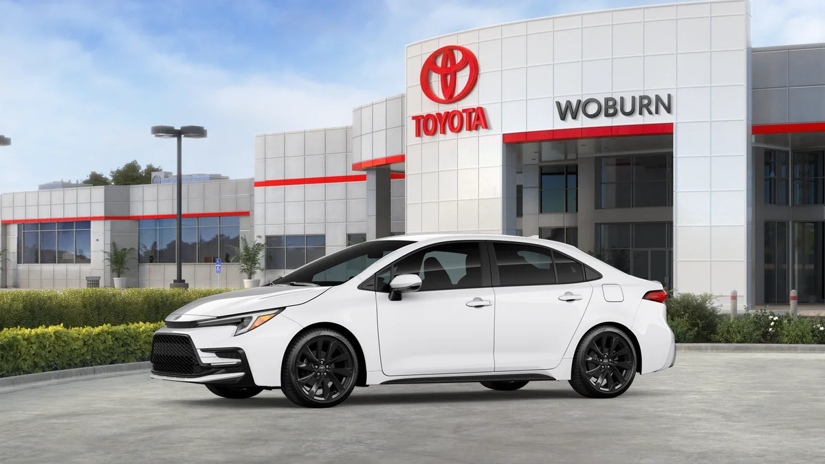 New 2026 Ice Cap Toyota SE image 4