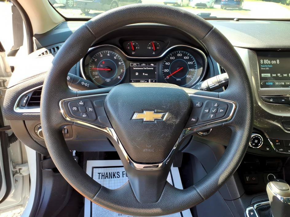 Used 2017 Summit White Chevrolet LT image 24