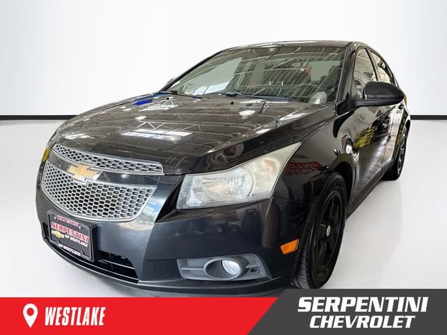 Used 2011 BLACK GRANITE METALLIC Chevrolet LT w/1LT image 1