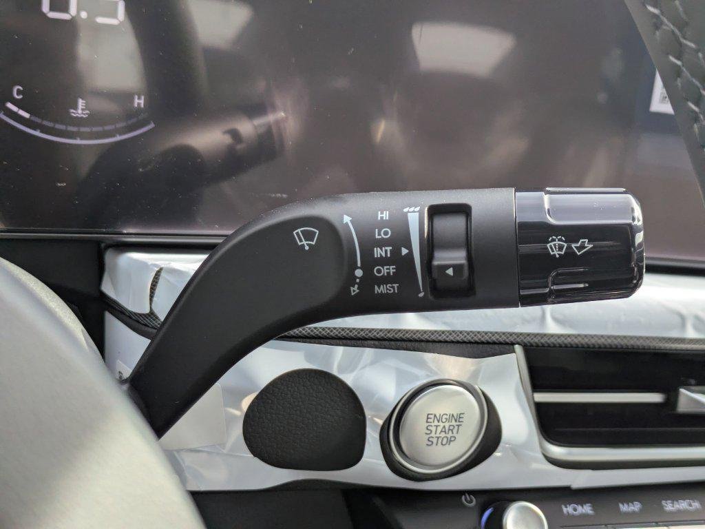 New 2026 White Hyundai SEL Sport image 29