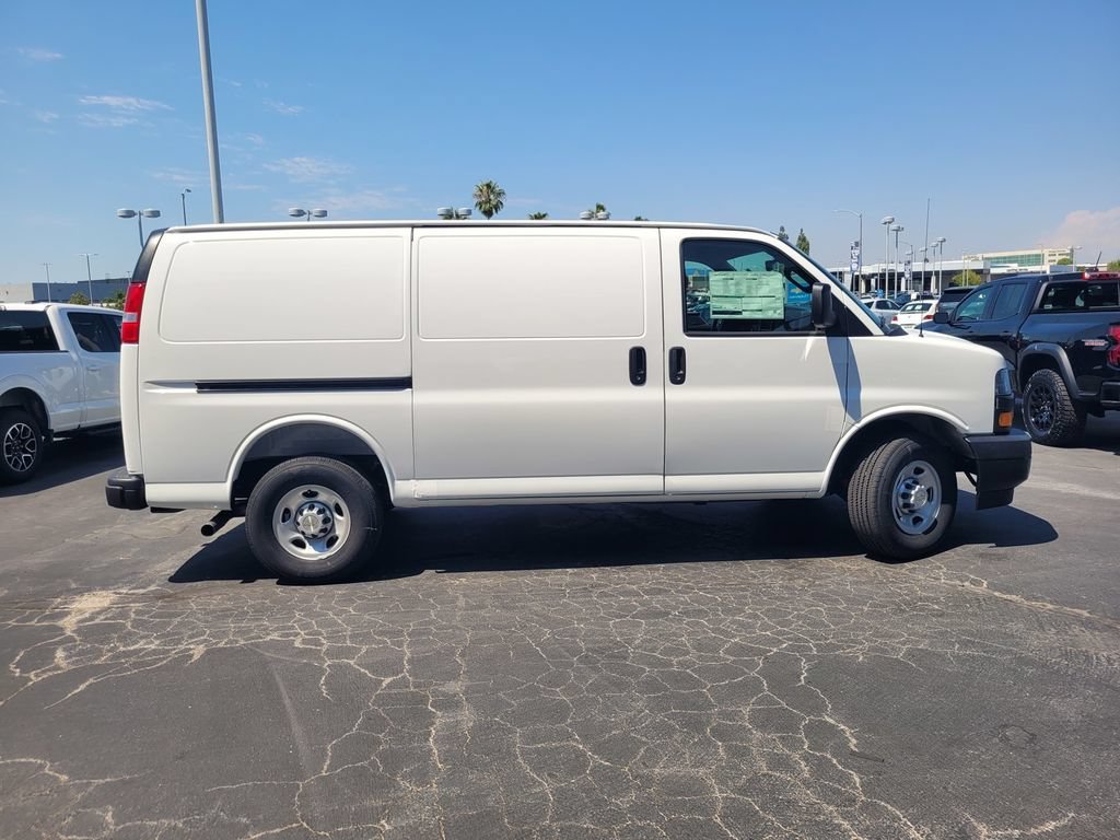 2026 Chevrolet Express Cargo 1WT view 3