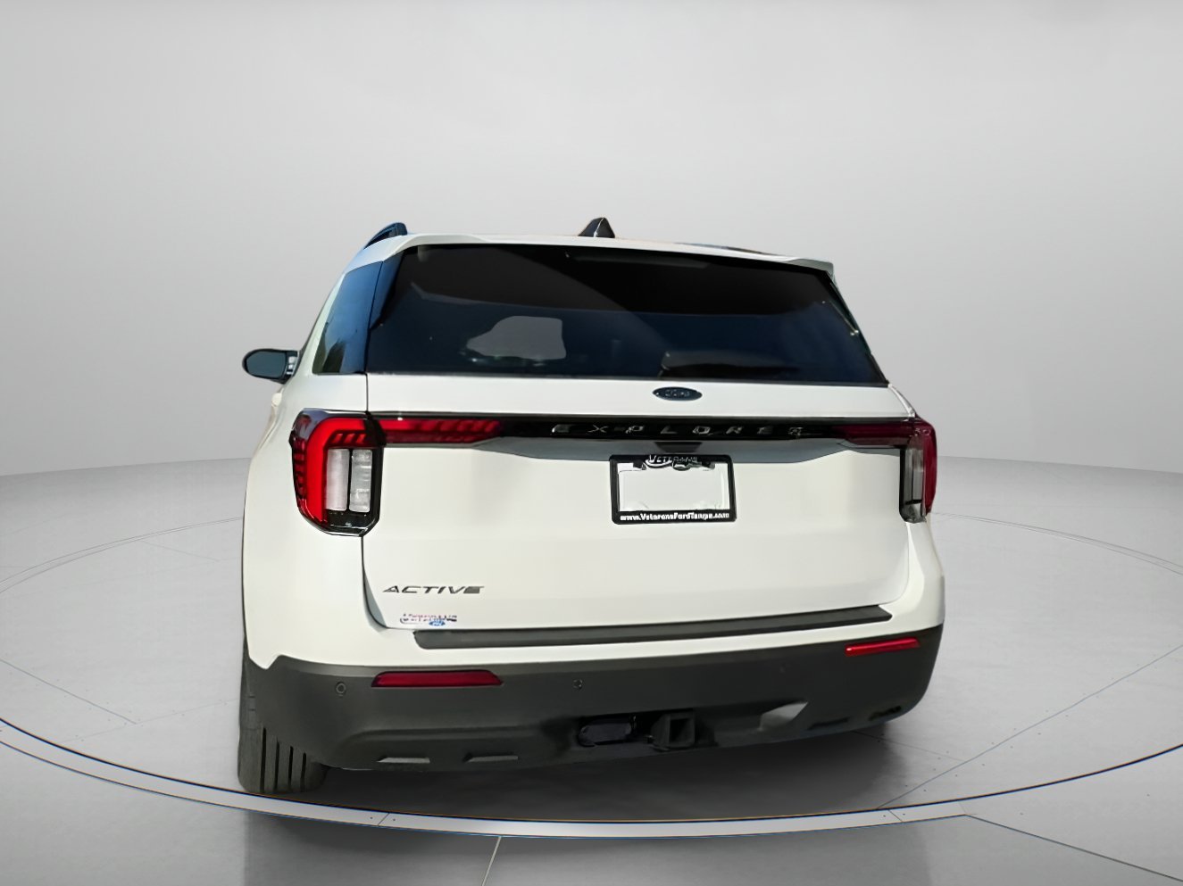 New 2026 Star White Metallic Tri-Coat Ford Active image 21