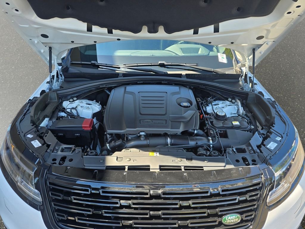 Certified Used 2025 White Land Rover Dynamic SE image 35