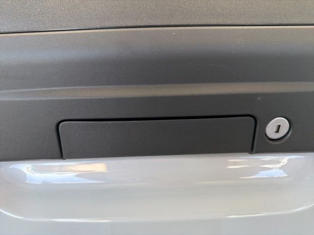 New 2026 Space White Metallic Ford XLT image 9