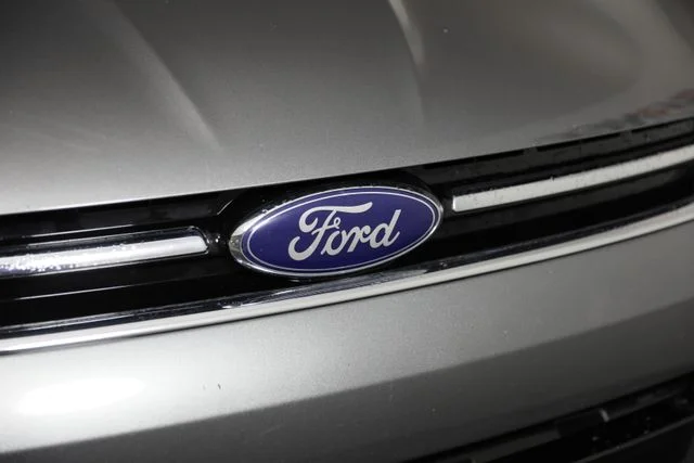 Used 2014 Gray Ford Titanium image 8