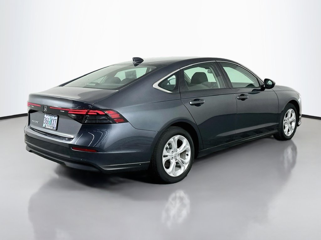 Used 2024  Honda LX image 8