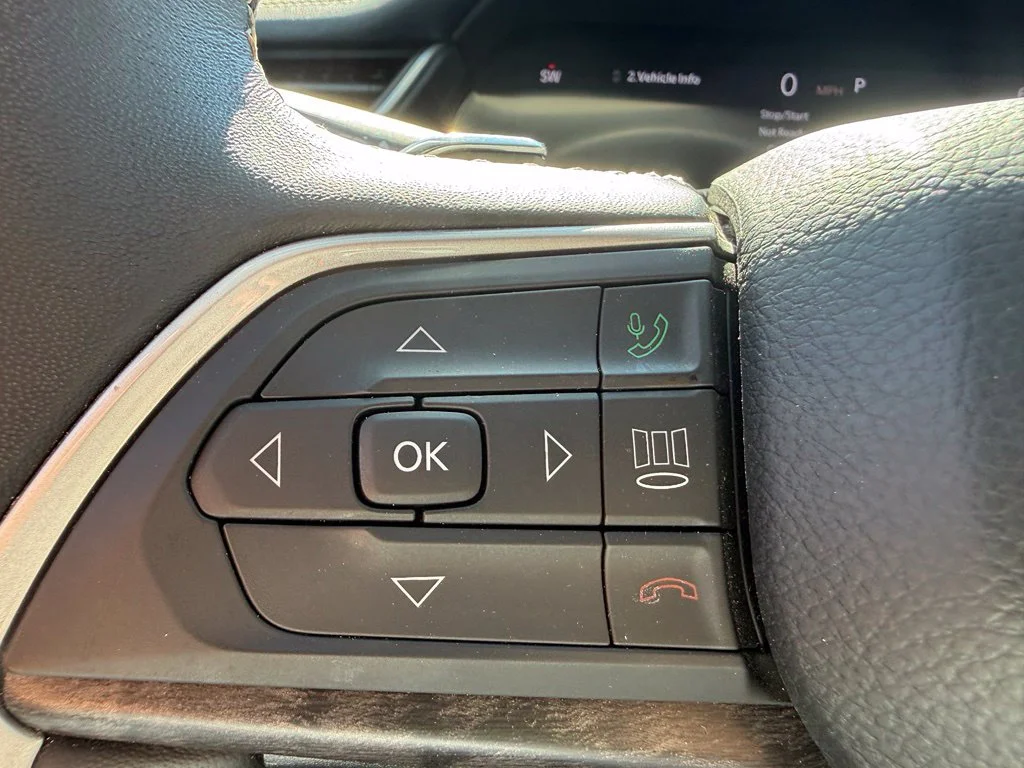 Used 2022 Gray Jeep Limited image 18