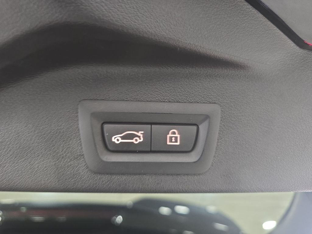 Used 2022 Carbon Black Metallic BMW  image 25