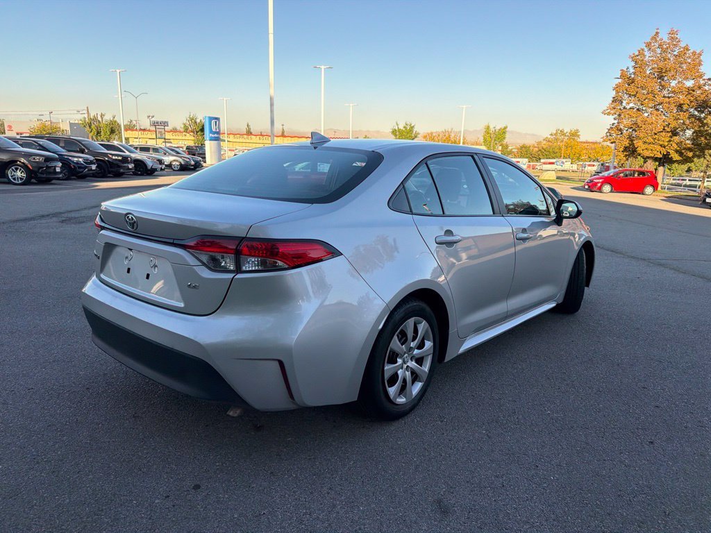 Used 2025 Classic Silver Metallic Toyota LE image 5