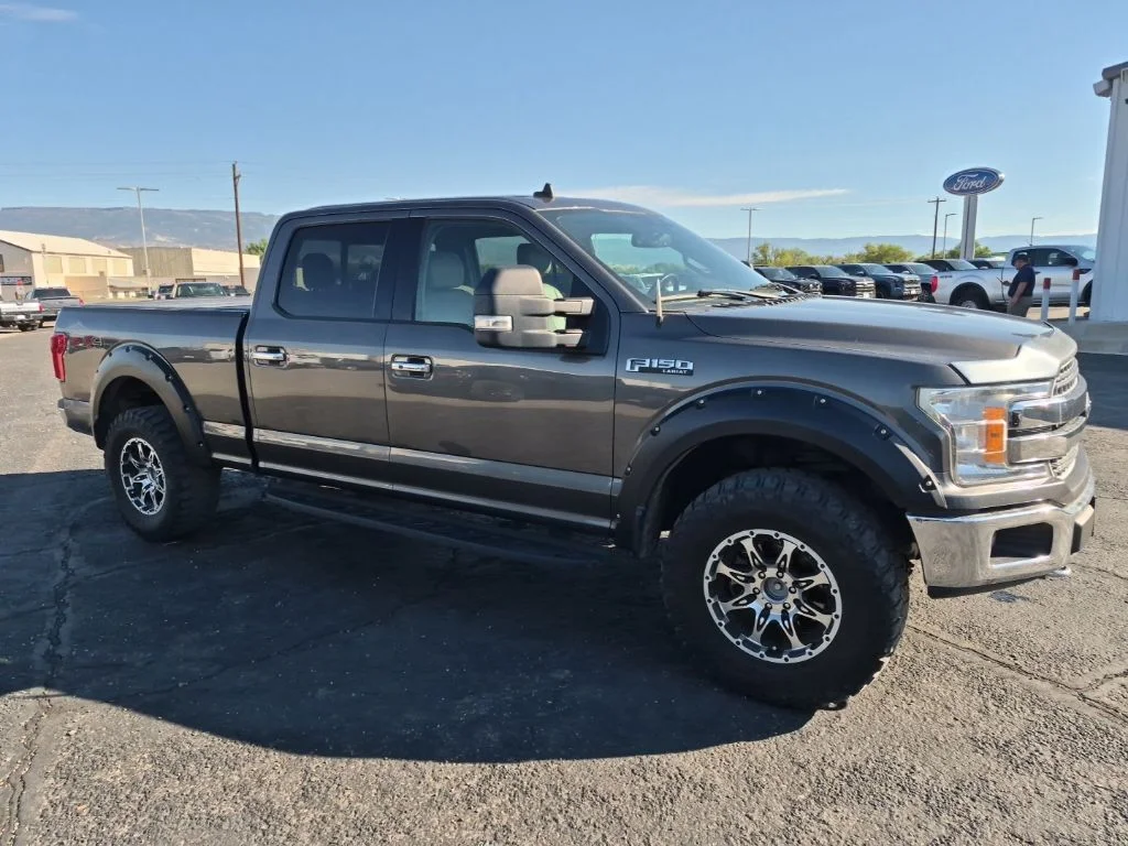 Used 2019 Magnetic Ford Lariat image 14
