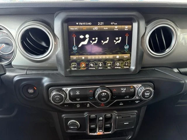 Used 2023 White Jeep Sahara image 13