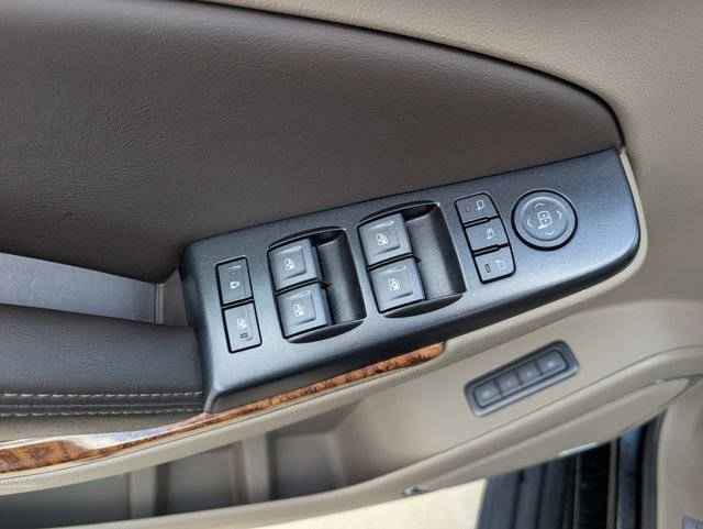 Used 2020 Black Chevrolet Premier image 21