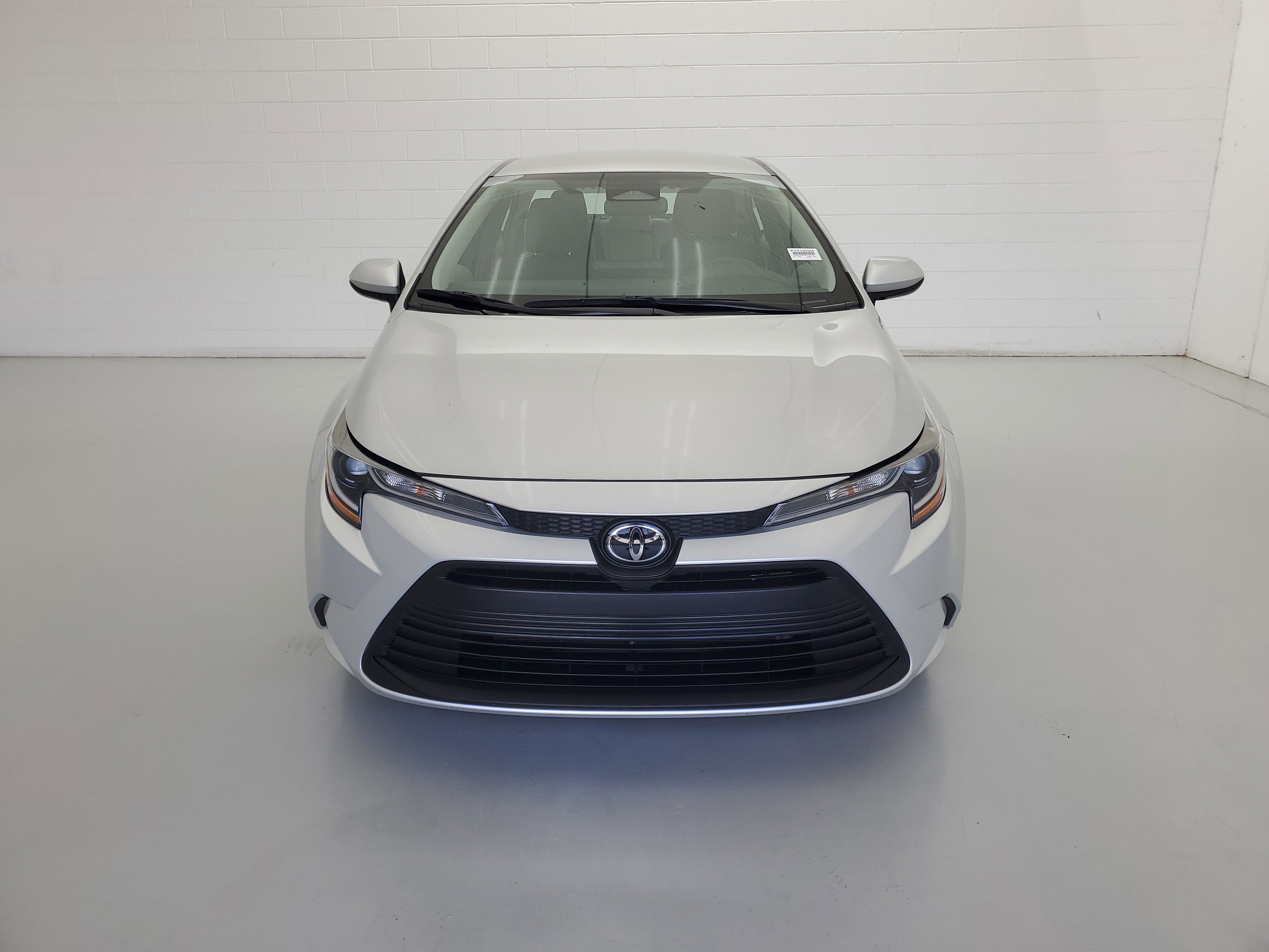 Used 2024 Classic Silver Metallic Toyota LE image 3