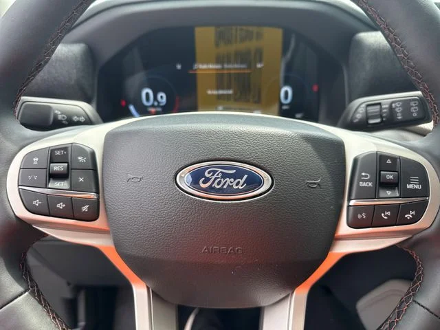New 2026 Agate Black Metallic Ford Active image 25