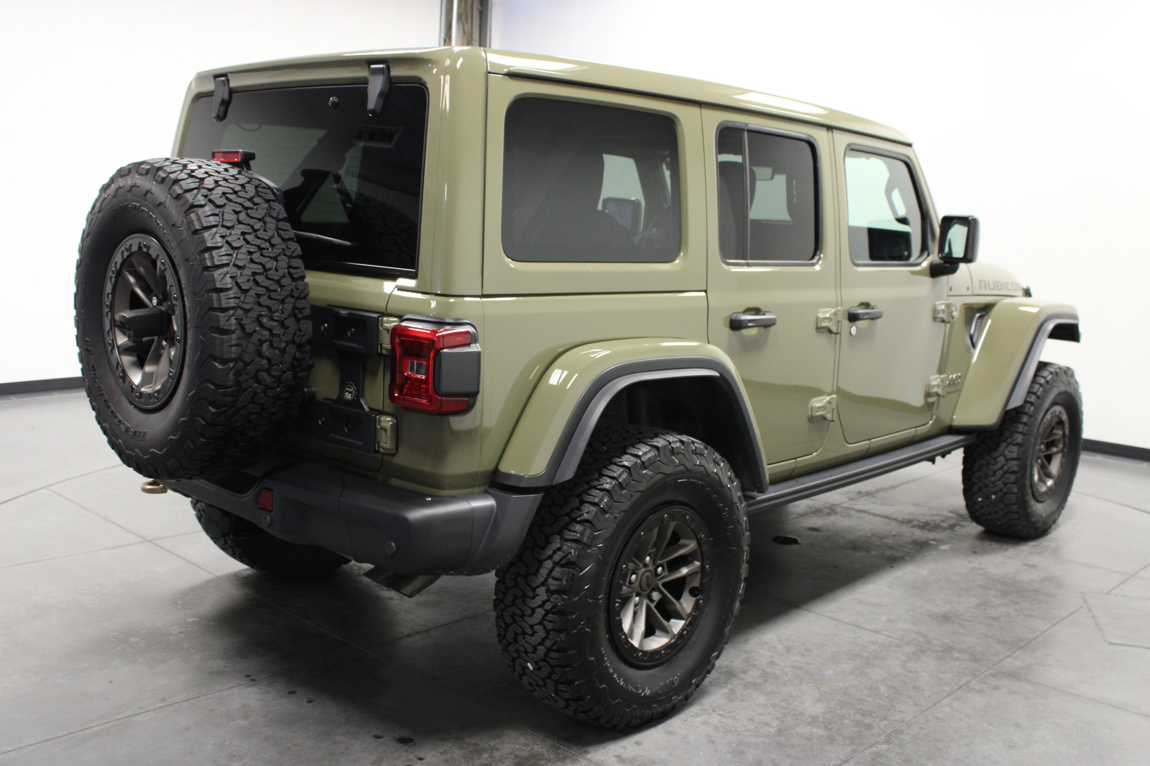 Used 2025 41 Jeep Rubicon 392 image 11