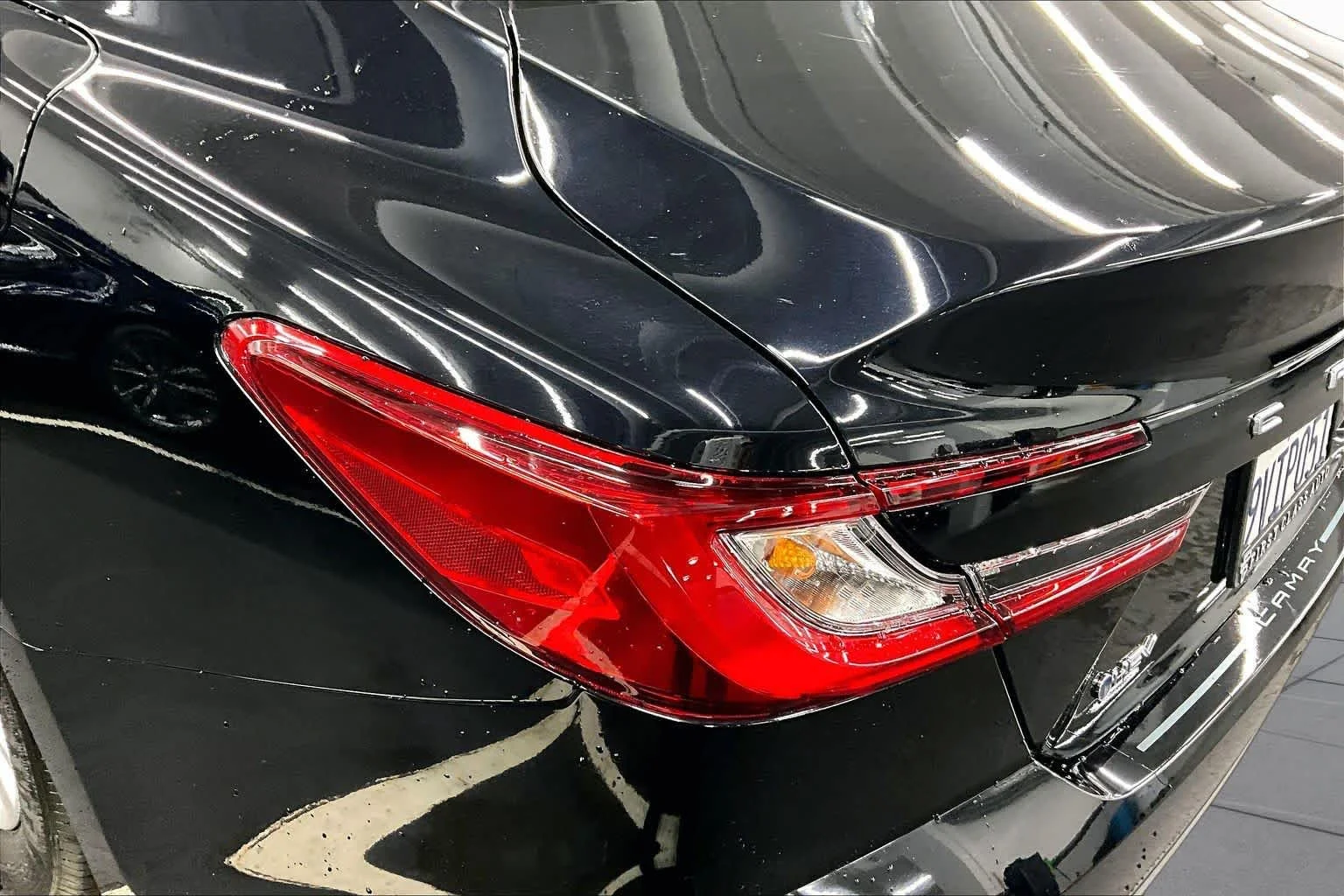 Used 2025 Midnight Black Metallic Toyota LE image 28