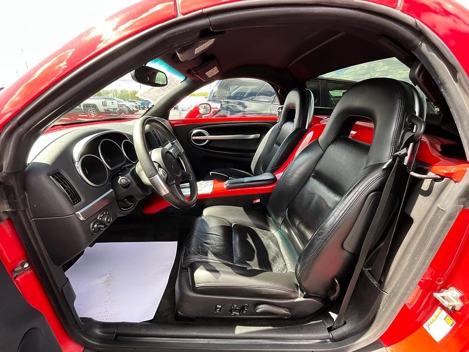 Used 2005 Red Chevrolet Base image 12