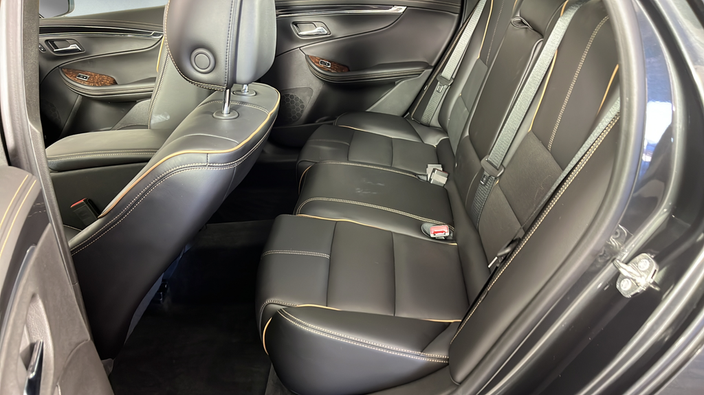 Used 2014 Ashen Gray Metallic Chevrolet LTZ image 12