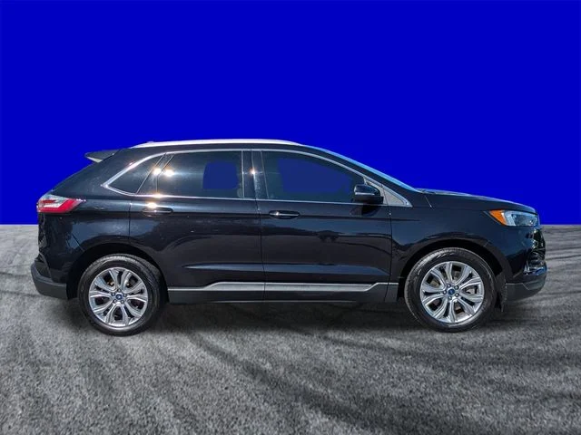 Certified Used 2022 Agate Black Metallic Ford Titanium image 3