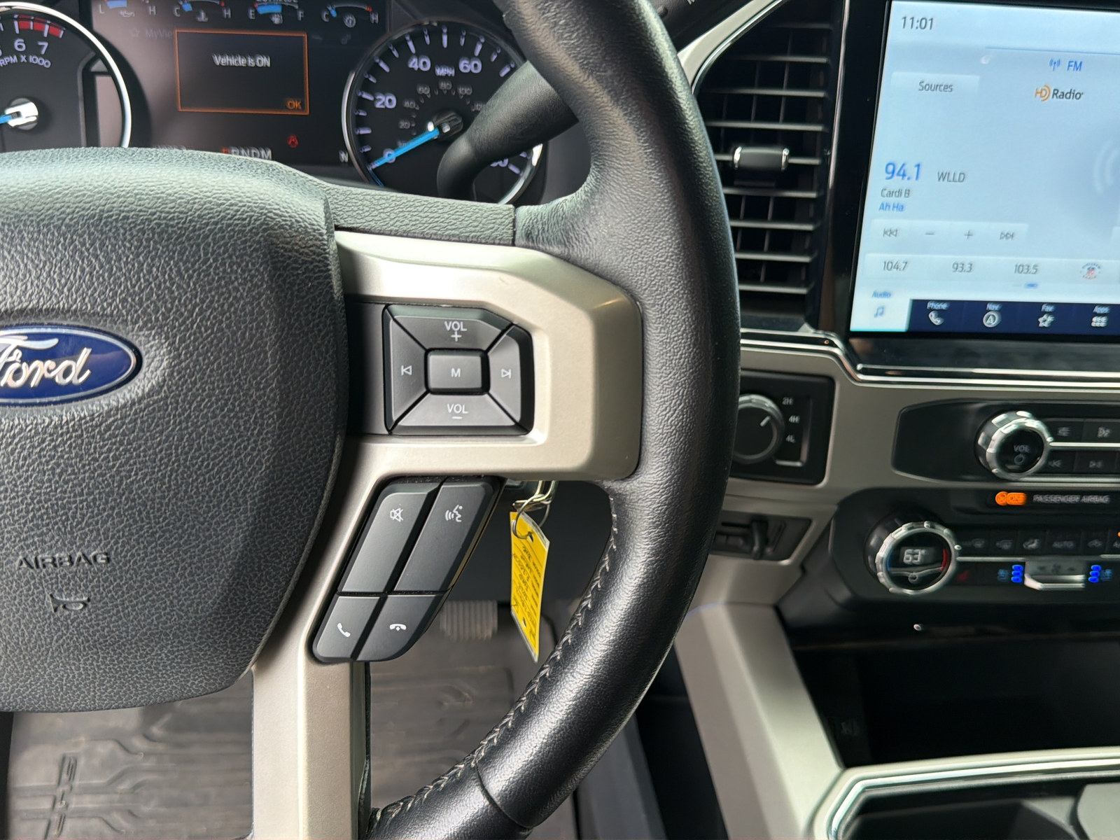 Used 2022 Blue Ford Lariat image 18