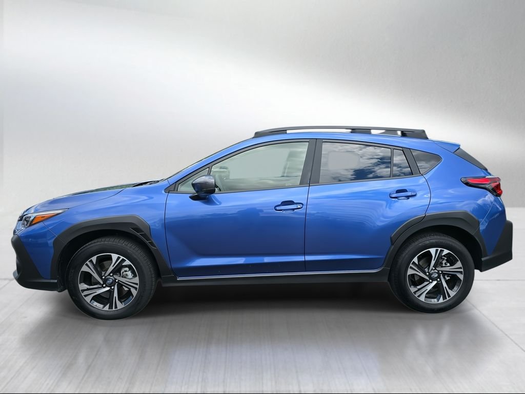Used 2025 Daybreak Blue Pearl Subaru Premium image 6