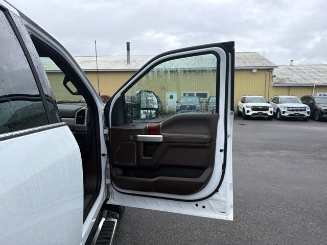 Used 2022 White Ford King Ranch image 39