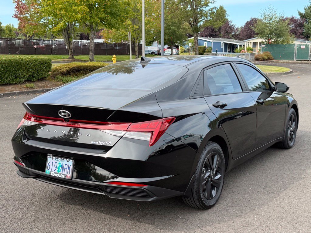 Used 2022 Phantom Black Hyundai Blue image 8