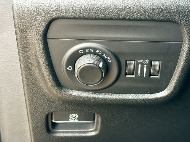 New 2026 Black Jeep Laredo Altitude image 10