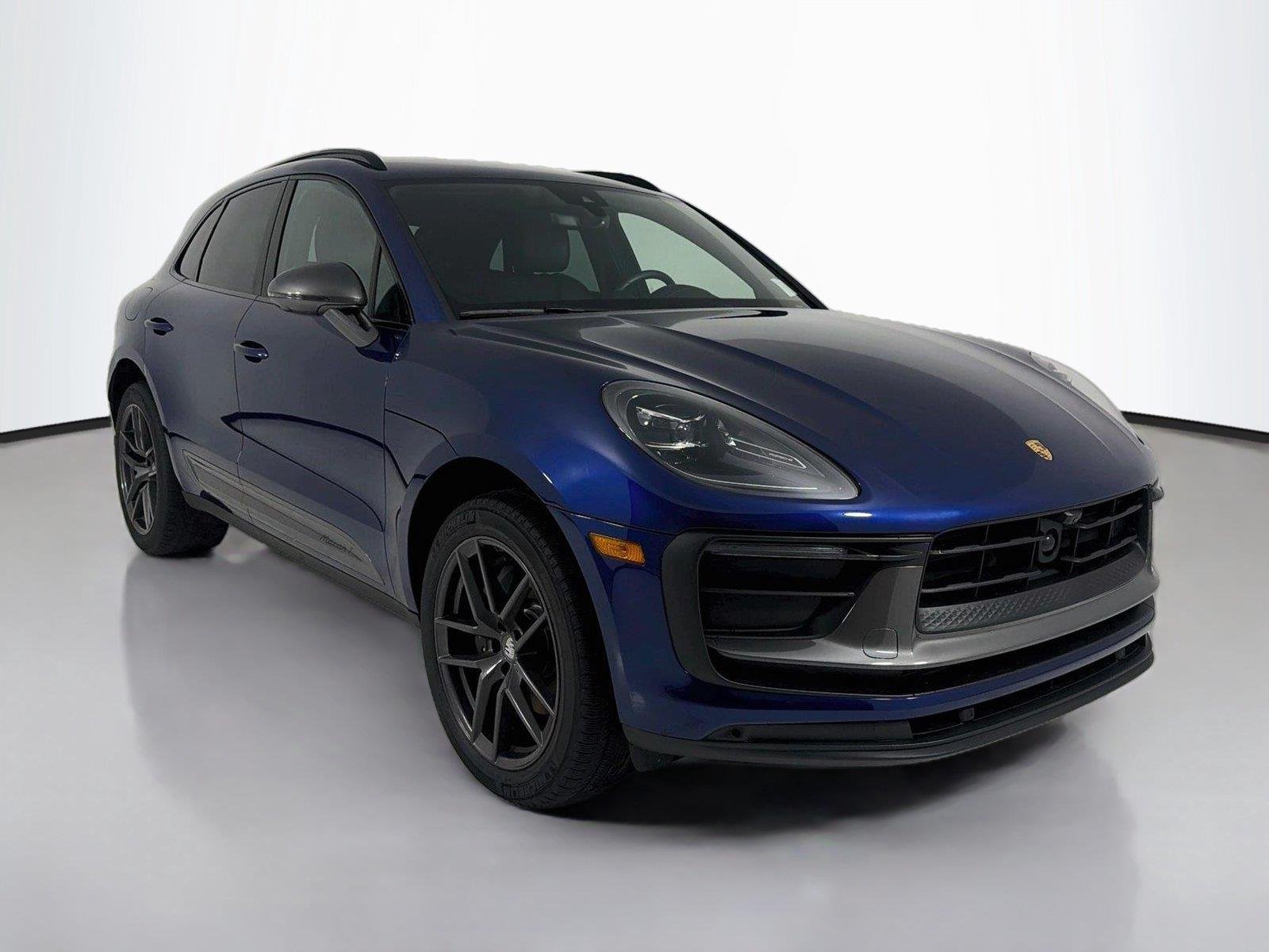 Used 2024  Porsche T image 30