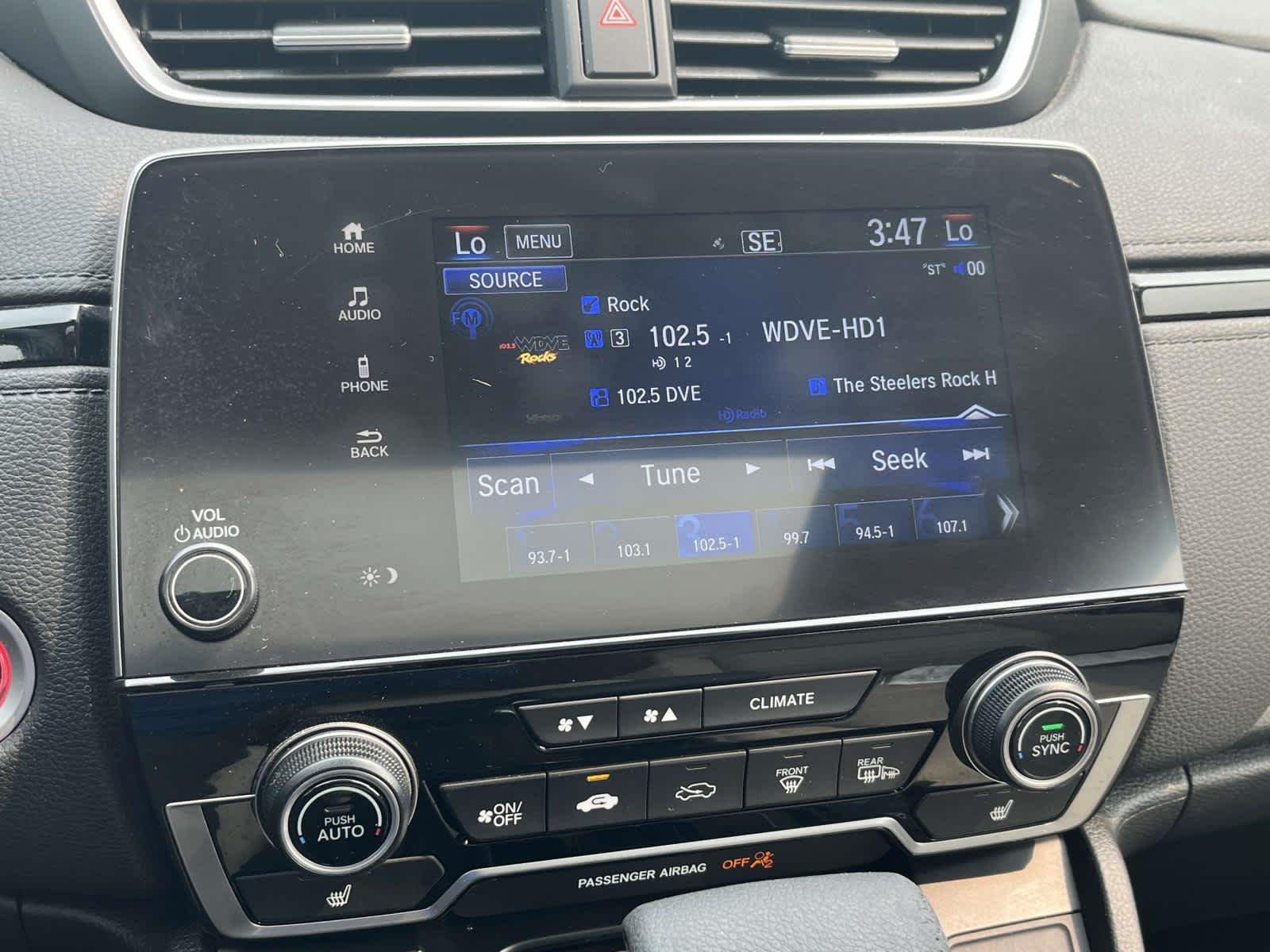 Used 2020  Honda EX image 25