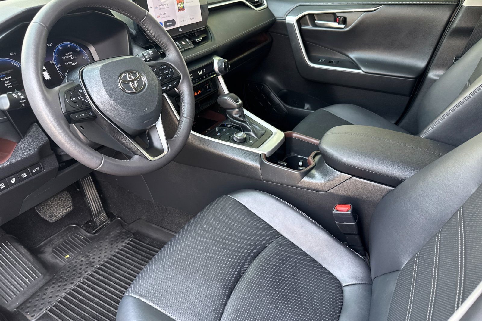 Used 2023 Red Toyota Limited image 9