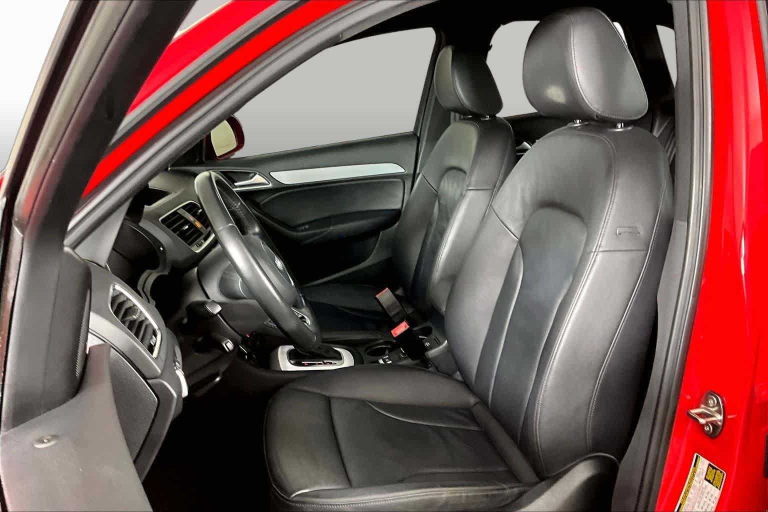 Used 2018 Misano Red Pearl Effect Audi Sport Premium image 8