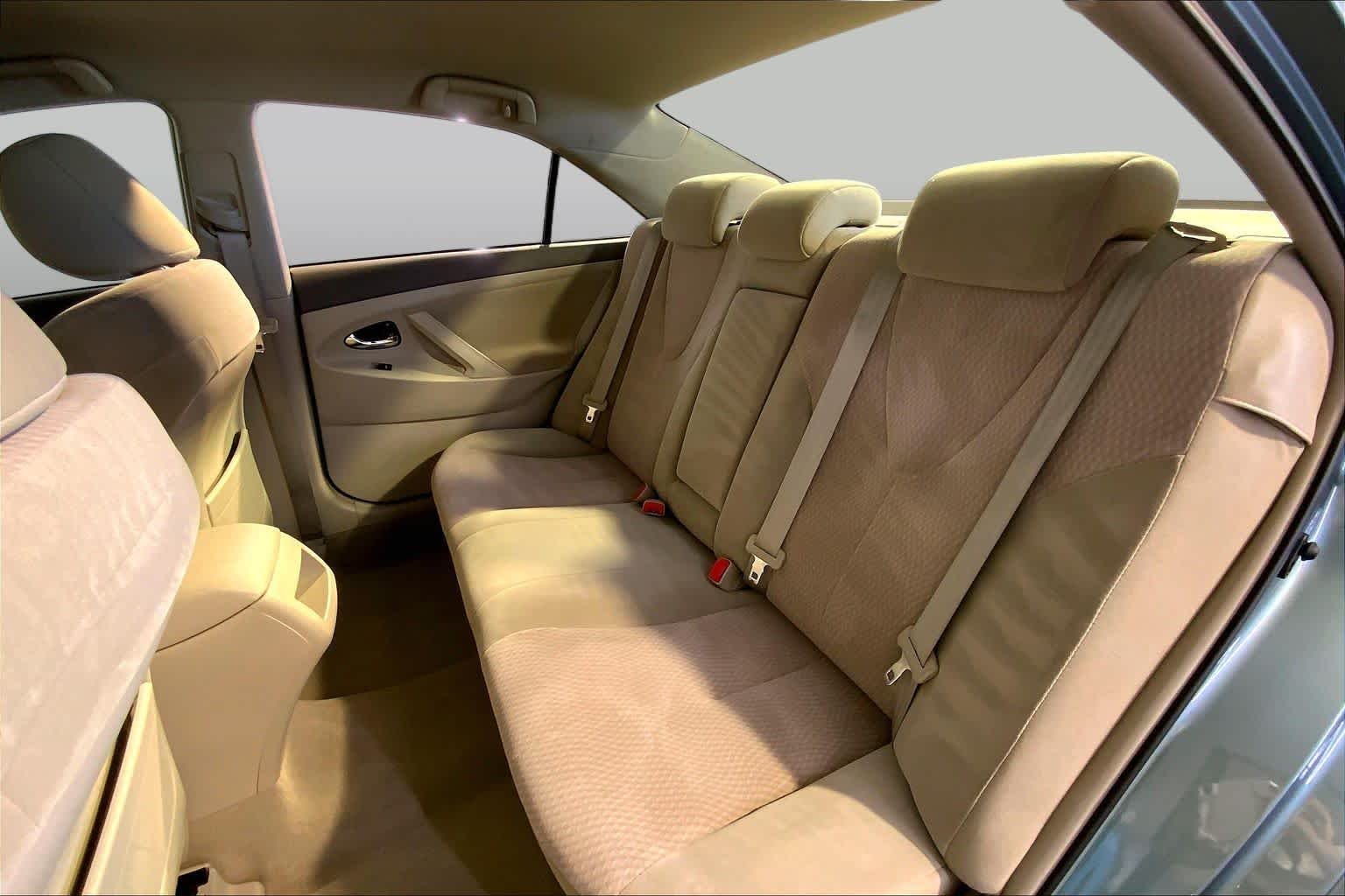 Used 2011 Aloe Green Metallic Toyota LE image 20